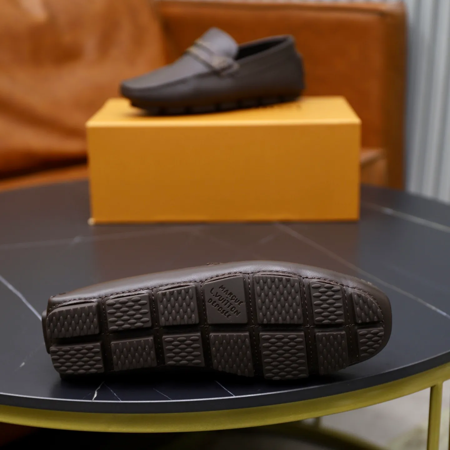 Ex-factory price: 460💰【LV】Louis Vuitton ⚠️High-end men’s driving and pedal series ⚠️38-44 (customized for 45) ⚠️All original cowhide leather! Thick and soft! Made entirely of calfskin lining! Rubber sheet anti-slip beanie sole! Three-dimensional package technology! Fashionable and classic! Handicrafts! Original high quality! Feel free to compare!